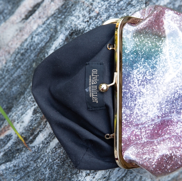 Olivia Miller Pre-loved Rainbow Glitter Vinyl Lobster Clasp Purse🌈👛✨ - Picture 5 of 7